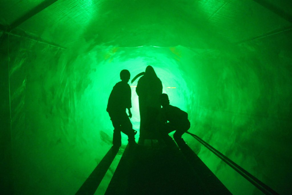 Volunteers at "Rails to the Darkside." (Credit: Connecticut Trolley Museum)