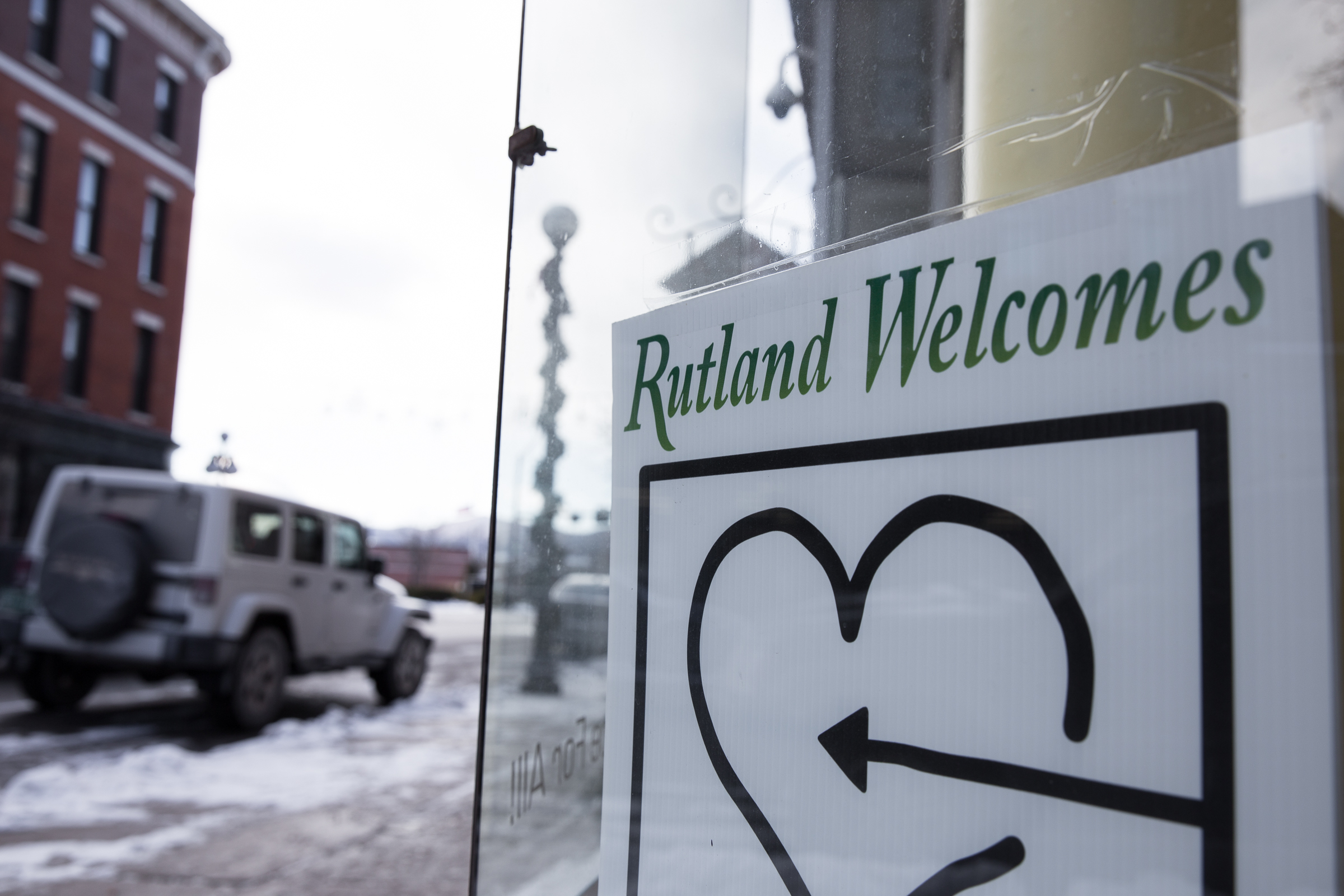 downtown rutland welcome sign-1