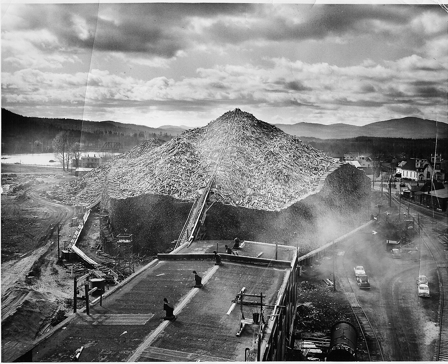 2-1- Pulp pile Viewed from top ofi wood room early 1950s copy