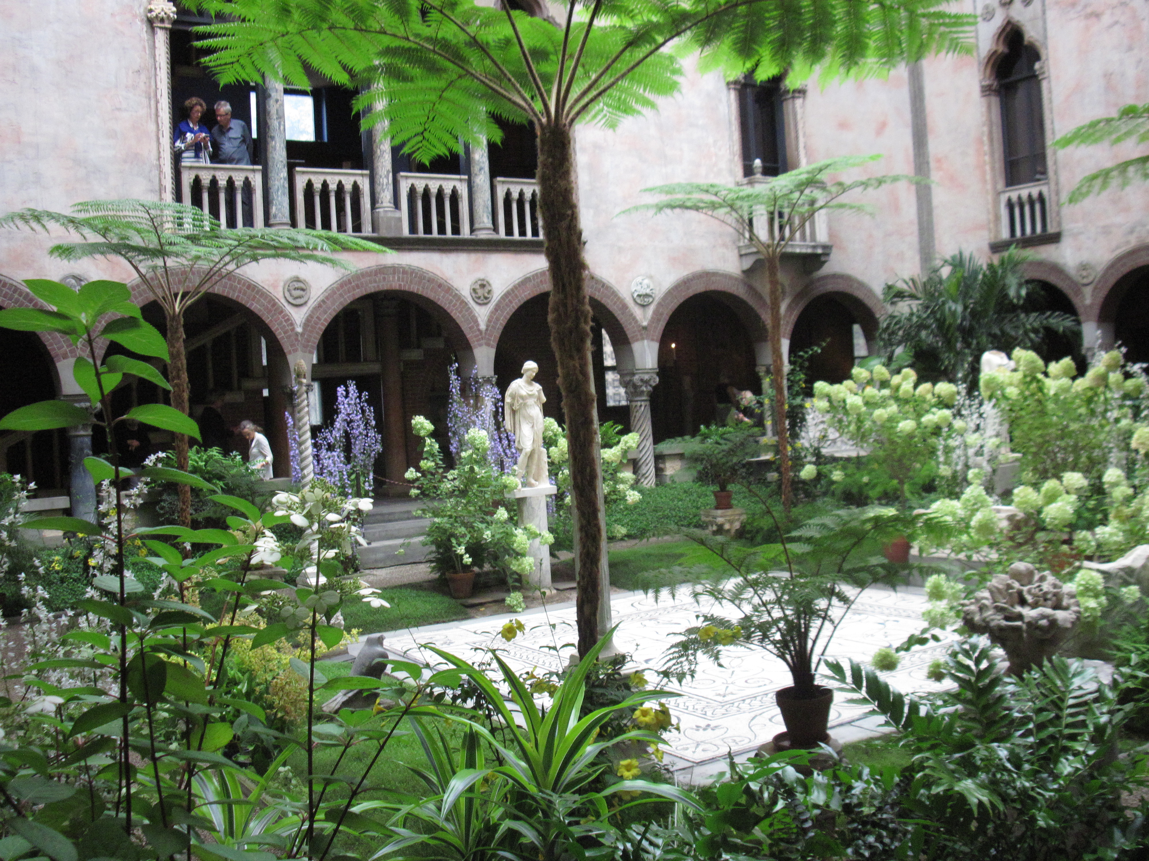 The courtyard of the Isabella Stewart Gardner Museum. Photo by Felibrilu, Flickr, Creative Commons